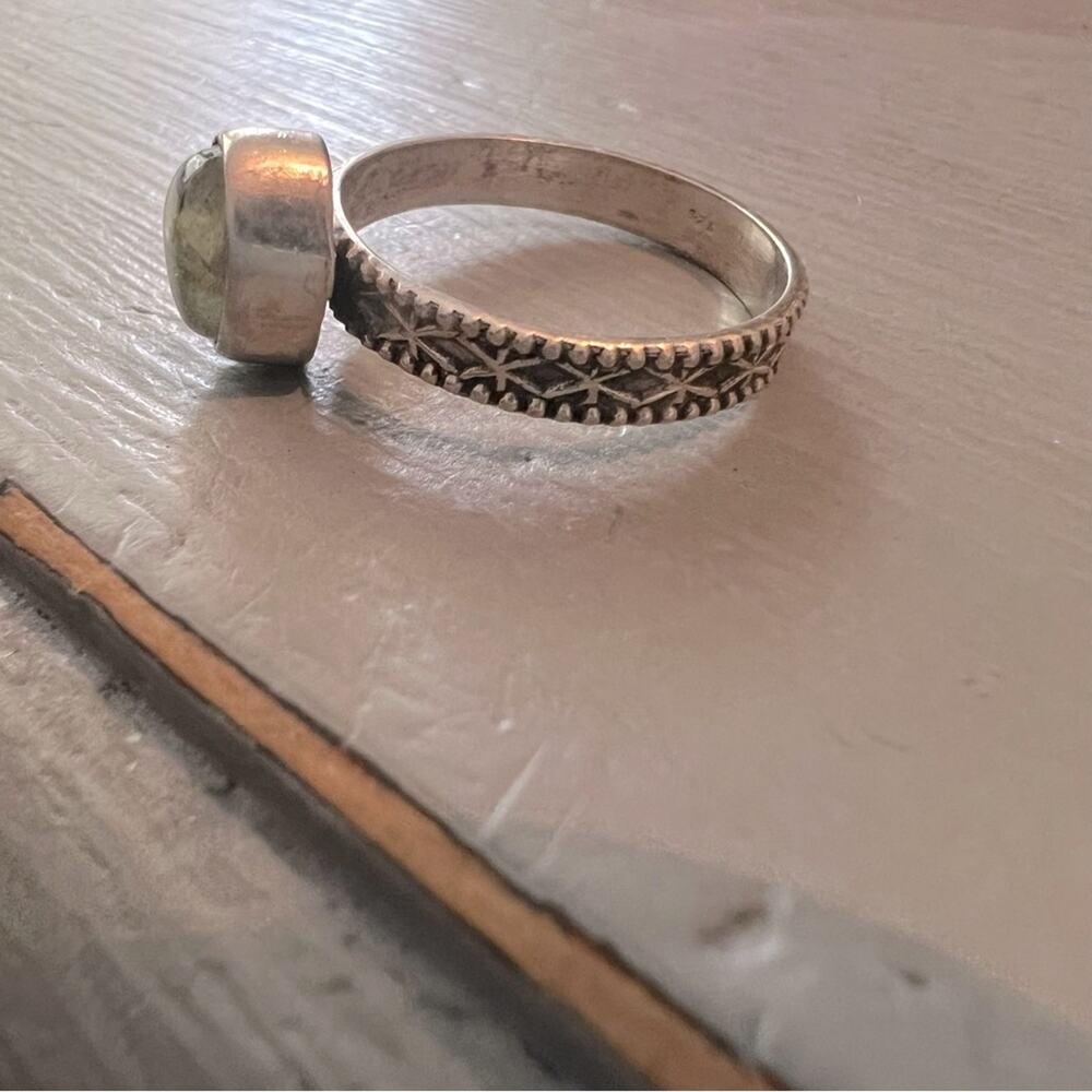 925 Sterling Silver Stone Ring Size 8 - Picture 6 of 11